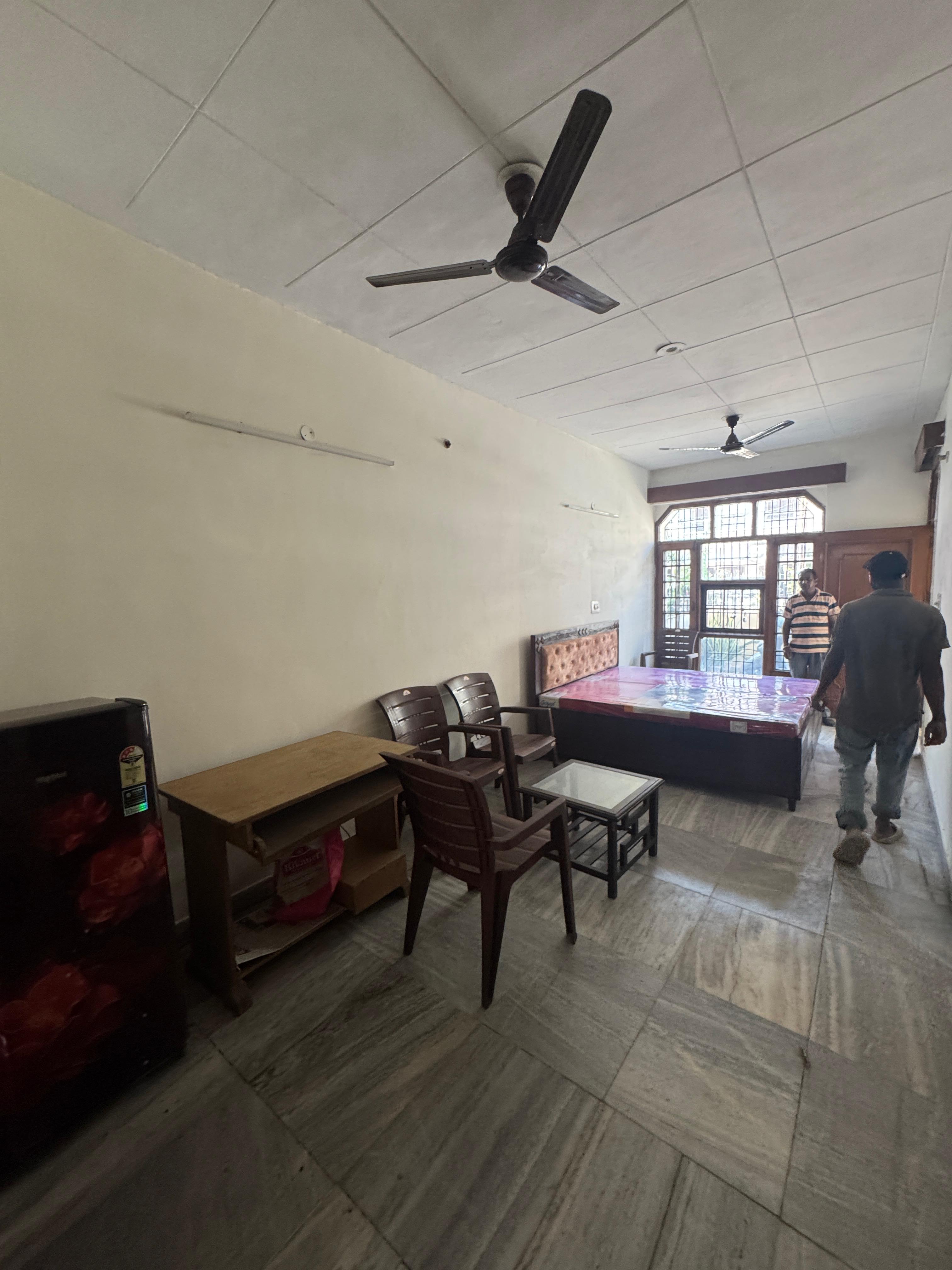 2 BHK + Study Room Builder Floor For Rent in Sector 46