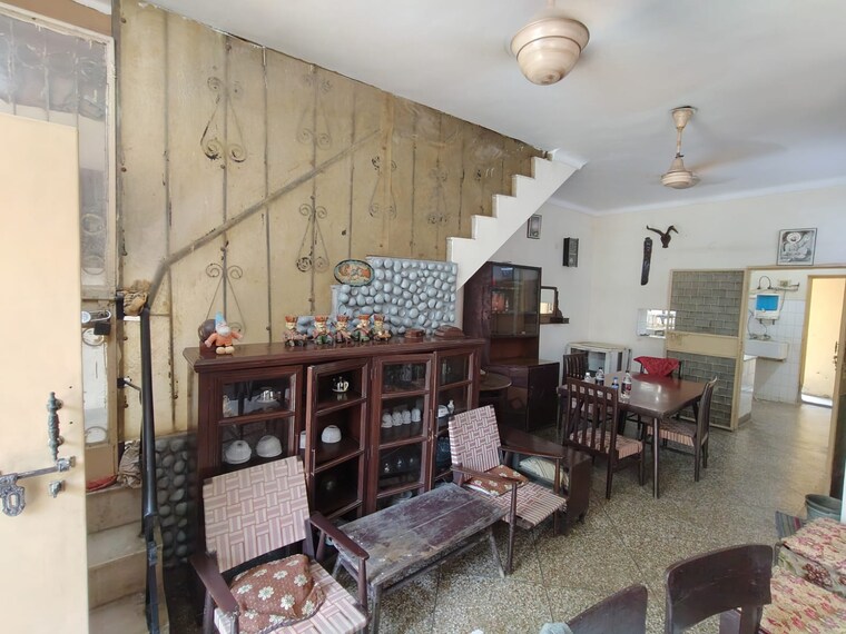 Living Room, green fields colony 4 Bedroom 3250 Sq.Ft. Builder Floor In Green Fields Colony Faridabad 9312242