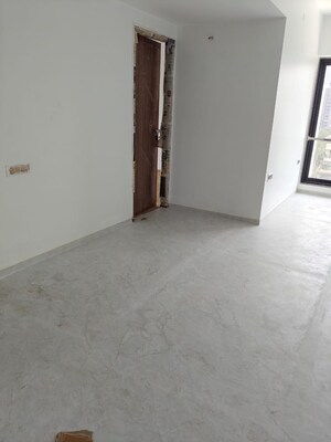 Room in 2.5 BHK Apartment at DS Seasons Prem Sagar, Santacruz West – for Sale