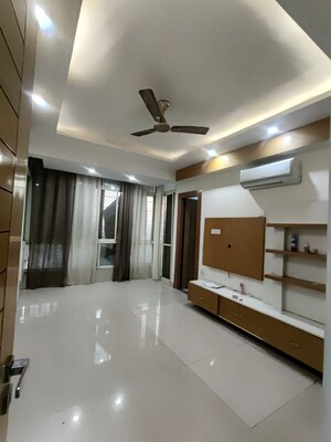 Living Room in 4 BHK Apartment at Shri Sai Kripa Rainbow Apartments, Sector 43 – for Rent