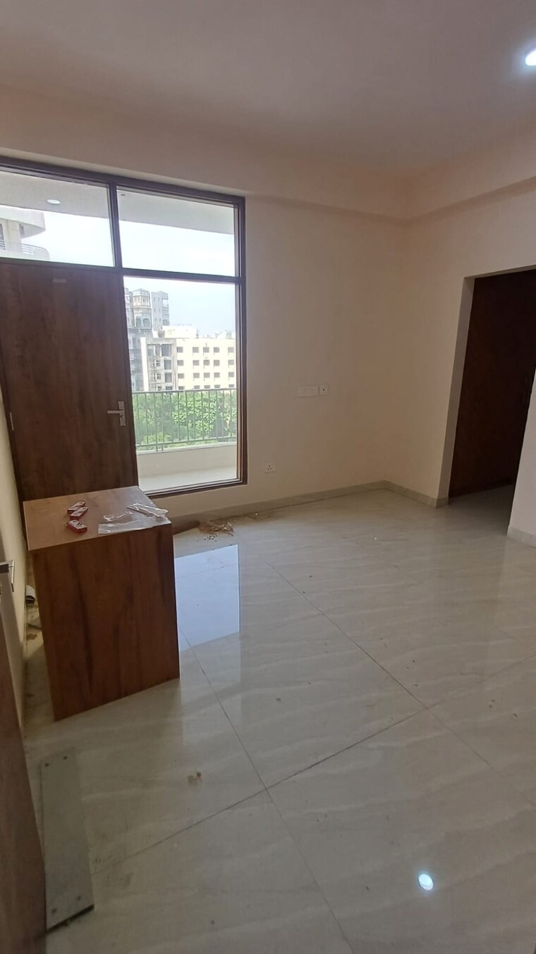 Room, shri-sai-kripa-rainbow-apartments 4 Bedroom 3000 Sq.Ft. Apartment In Sector 43 Gurgaon 9312261