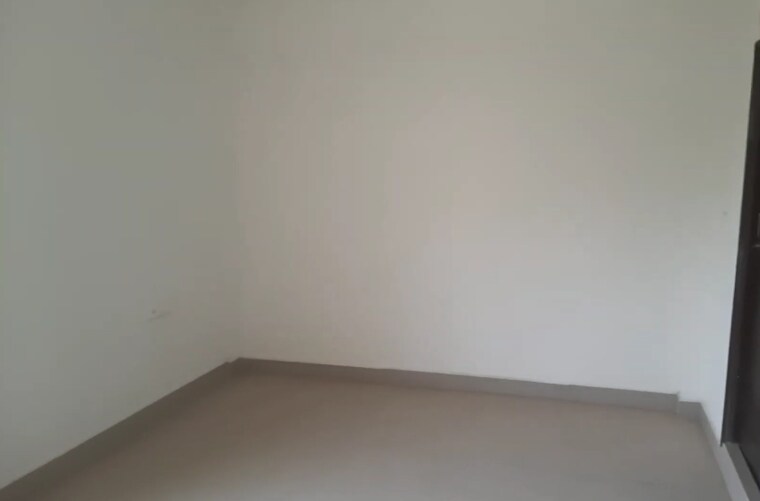 Room, varthur 3 Bedroom 1200 Sq.Ft. Villa In Varthur Bangalore 9312258