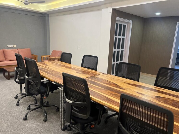 Team Area, greater kailash ii Commercial Office Space 1400 Sq.Ft. In Greater Kailash ii Delhi 9312268
