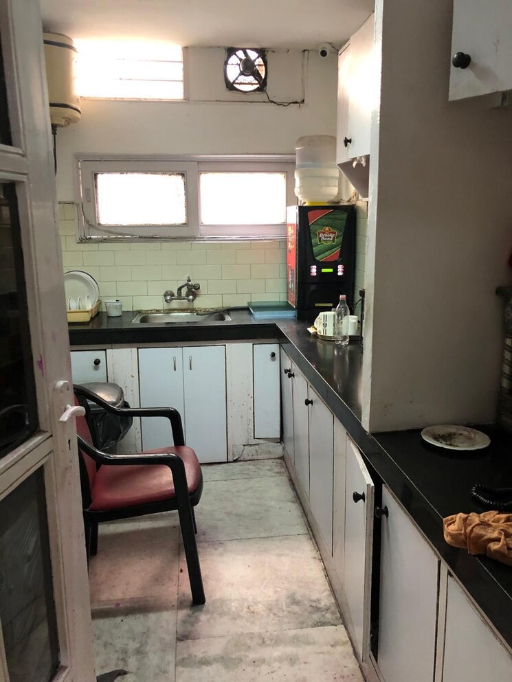 Floor Plan, greater kailash ii Commercial Office Space 1400 Sq.Ft. In Greater Kailash ii Delhi 9312268