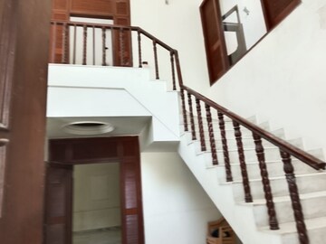 Staircase in 6 BHK Villa at Sainik Farm – for Sale