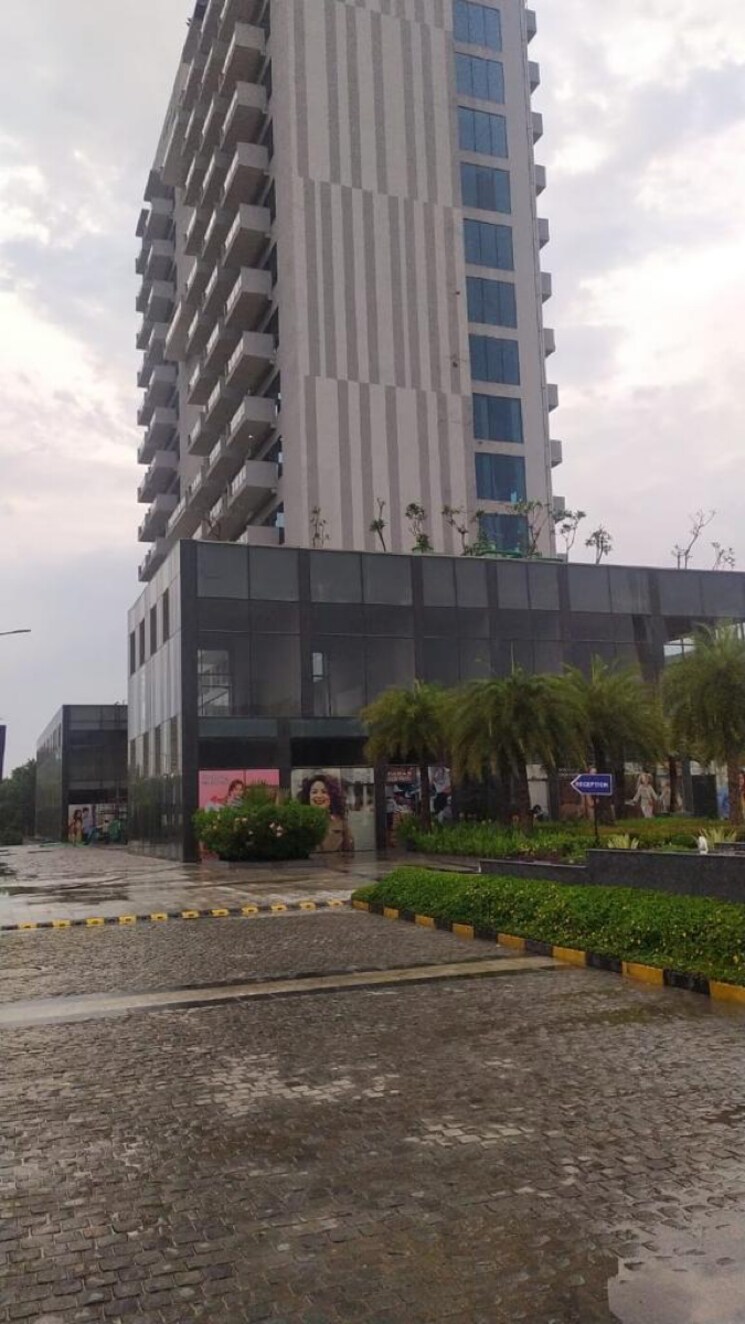 Exterior View, paras-square-service-apartments 1 RK 550 Sq.Ft. Apartment In Sector 59 Gurgaon 9312293