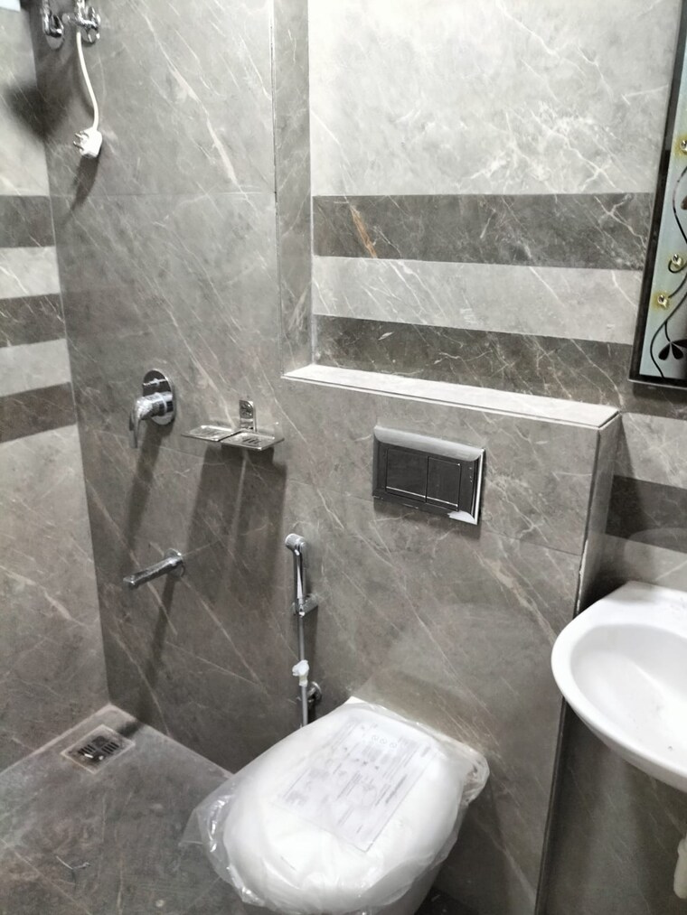 Bathroom, swastik-coral 2 Bedroom 512 Sq.Ft. Apartment In Tagore Nagar Mumbai 9312291