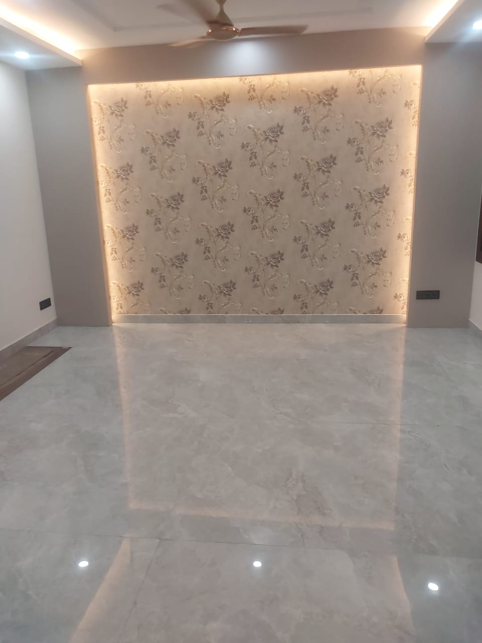 4 BHK + Servant Room Builder Floor For Sale in Sector 31