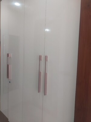 Furnished Amenities in 4 BHK Builder Floor at Sector 31 – for Sale