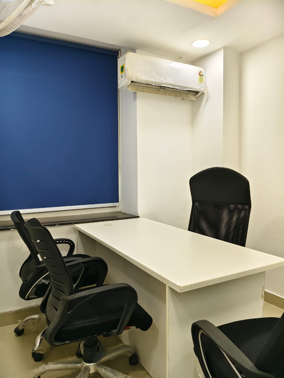 Office Space For Rent in Sector 63