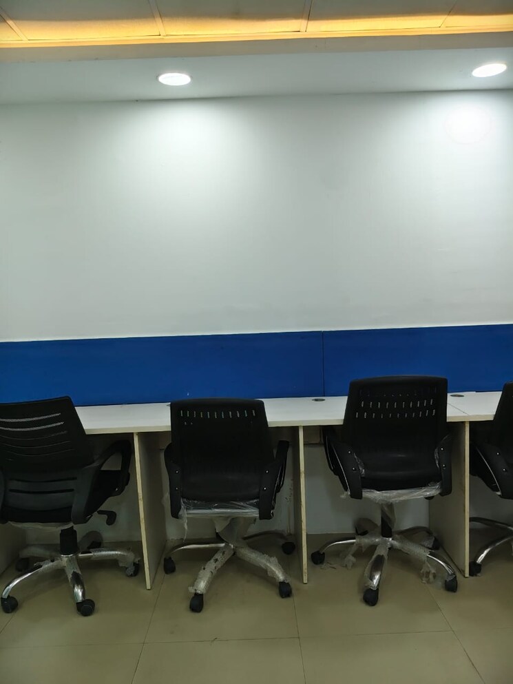 Team Area, sector 63 Commercial Office Space 600 Sq.Ft. In Sector 63 Noida 9312289