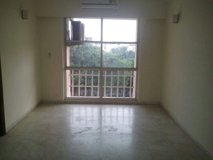 Room, dlf-regency-park-ii 3 Bedroom 1550 Sq.Ft. Apartment In Sector 27 Gurgaon 9312306