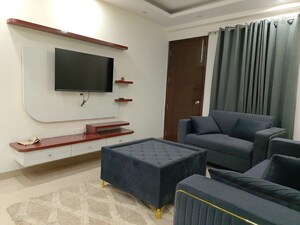 Living Room in 3 BHK Builder Floor at Ardee City, Sector 52 – for Rent