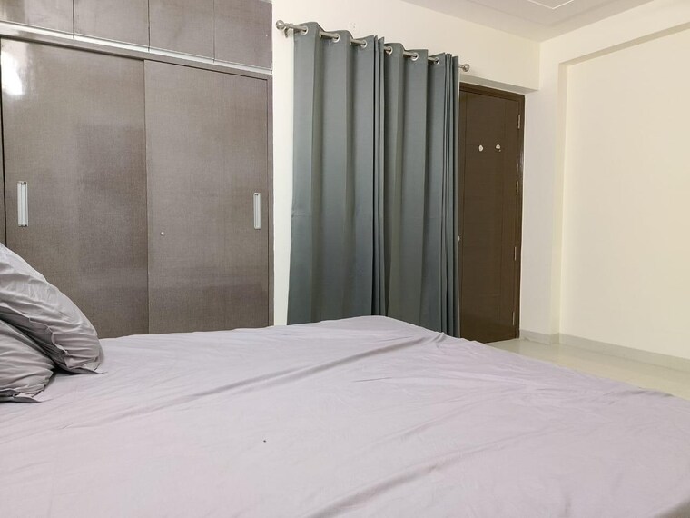 Bedroom, golden-crest 3 Bedroom 1960 Sq.Ft. Builder Floor In Sector 52 Gurgaon 9312320