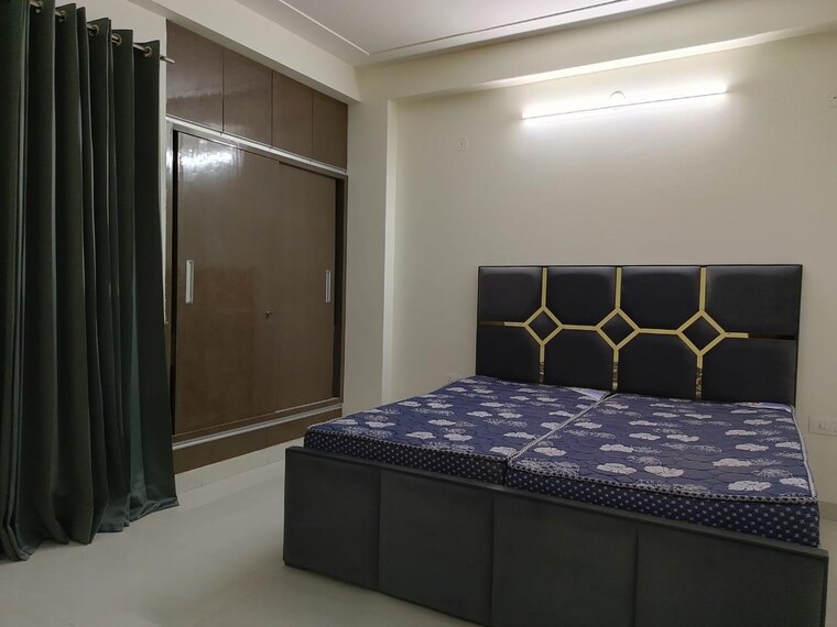 Bedroom, golden-crest 3 Bedroom 1960 Sq.Ft. Builder Floor In Sector 52 Gurgaon 9312320