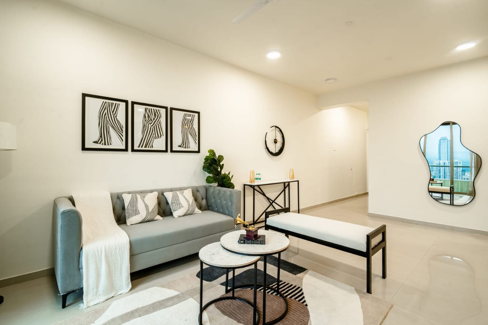 2.5 BHK + Study Room 2903 Sq.Ft. Apartment in Oberoi Garden City