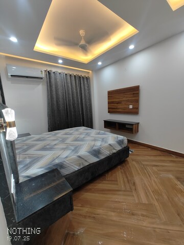 Bedroom in 3 BHK Builder Floor at Pari International Enlighten Homes, Sector 45 – for Rent