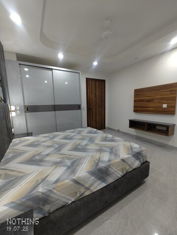 Bedroom in 3 BHK Builder Floor at Pari International Enlighten Homes, Sector 45 – for Rent