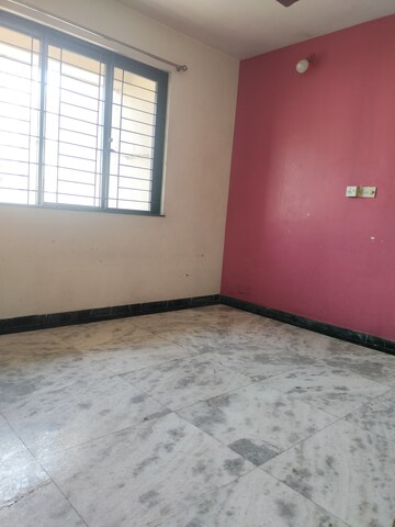 Room in 2 BHK Apartment at Hiranandani Estate, Ghodbunder Road – for Rent