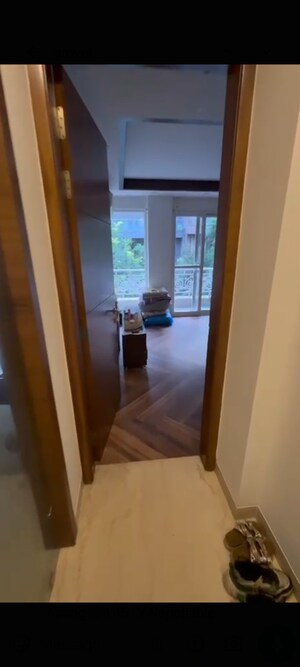 Room in 3 BHK Builder Floor at Greater Kailash Part 3 – for Sale