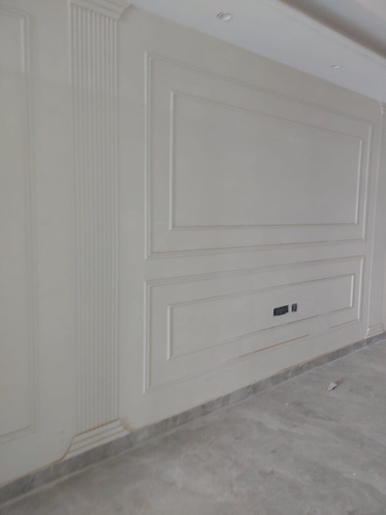 Room, puri-kohinoor 3 Bedroom 1560 Sq.Ft. Builder Floor In Sector 89 Faridabad 9312321