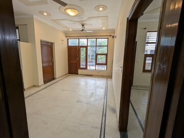 3 BHK Builder Floor For Rent in RWA Residential Society Sector 46, Sector 46
