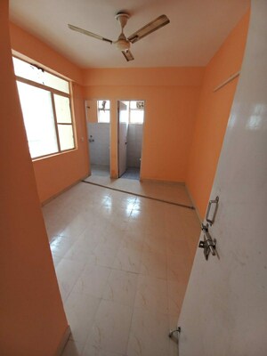 1 BHK Apartment For Rent in Ninex RMG Residency, Sector 37c
