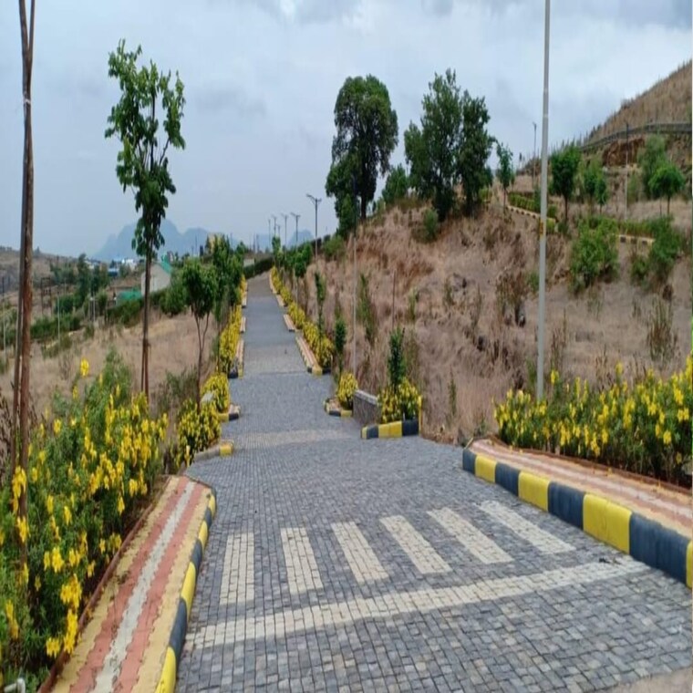 Garden, igatpuri  2000 Sq.Ft. Plot In Igatpuri Nashik 9312381