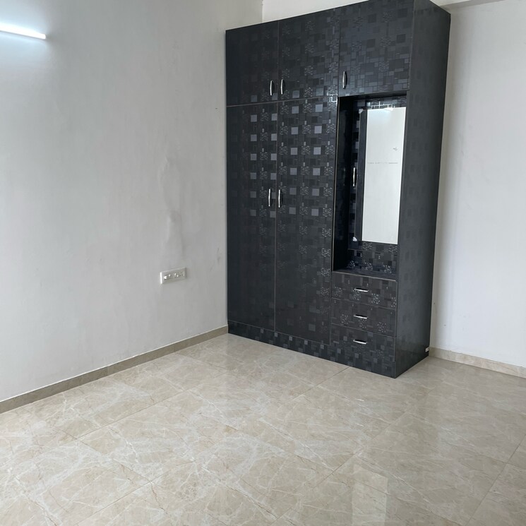 Room, omaxe-royal-residency-faridabad 3 Bedroom 1925 Sq.Ft. Apartment In Sector 79 Faridabad 9312374