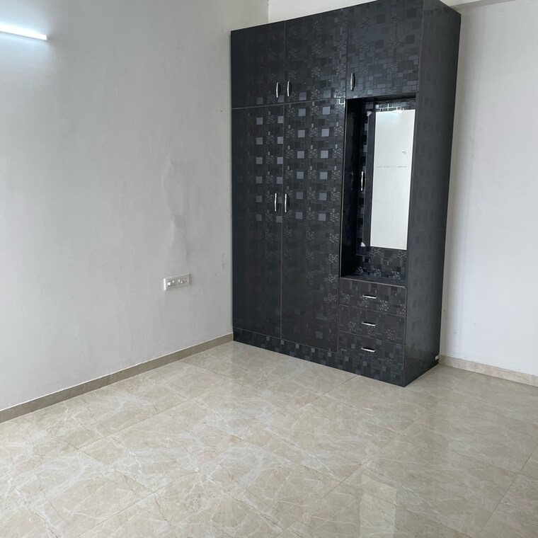 Room, omaxe-royal-residency-faridabad 3 Bedroom 1925 Sq.Ft. Apartment In Sector 79 Faridabad 9312374