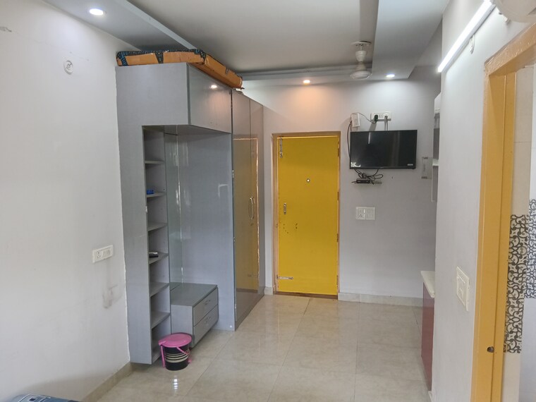 Living Room, dlf phase ii 1 RK 241 Sq.Ft. Builder Floor In Dlf Phase ii Gurgaon 9312402