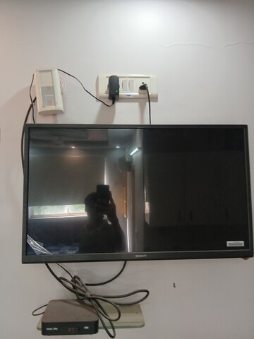 Furnished Amenities in 1 RK Builder Floor at Dlf Phase ii – for Rent