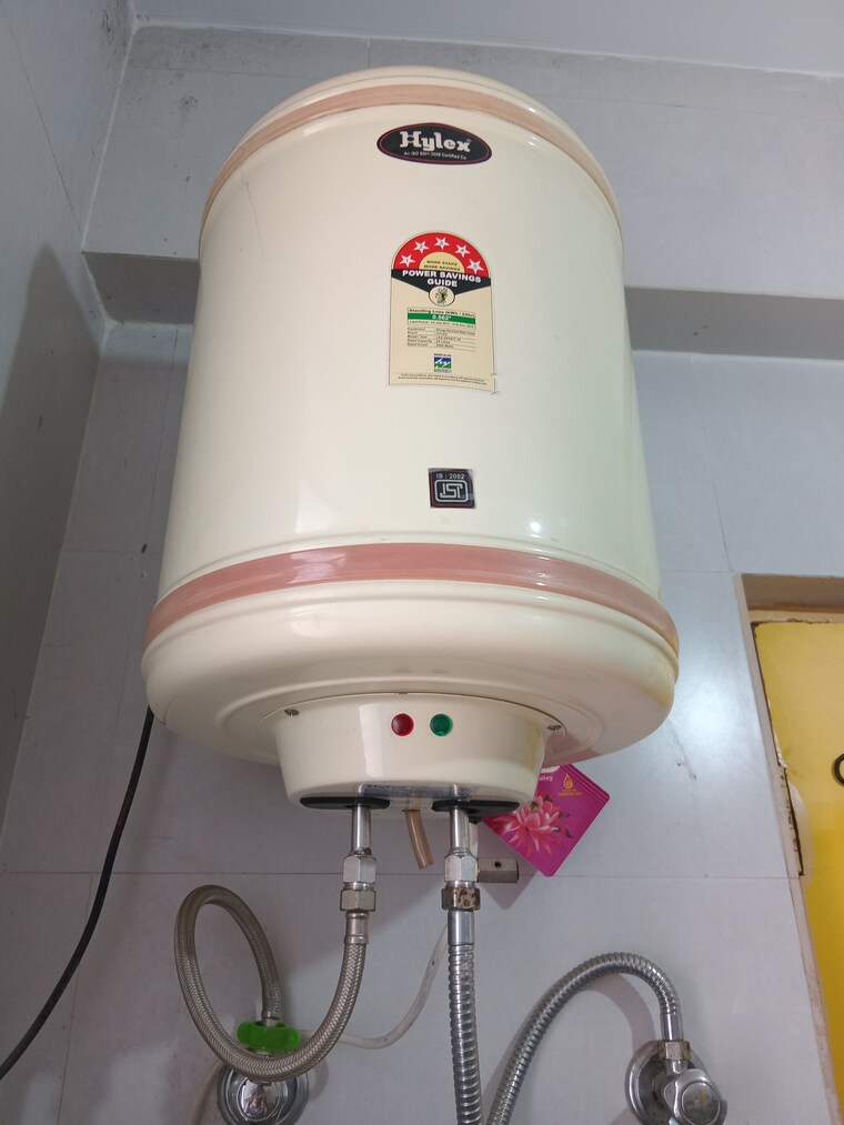 Bathroom, dlf phase ii 1 RK 241 Sq.Ft. Builder Floor In Dlf Phase ii Gurgaon 9312402