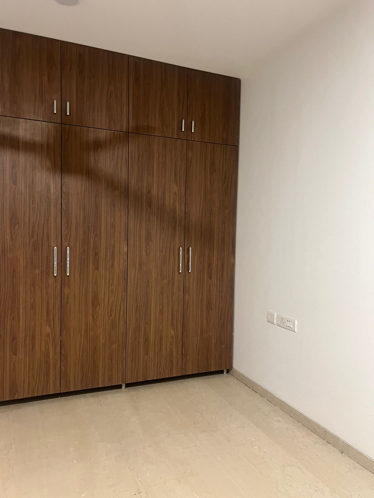 3 BHK Apartment For Sale in Oberoi Sky City