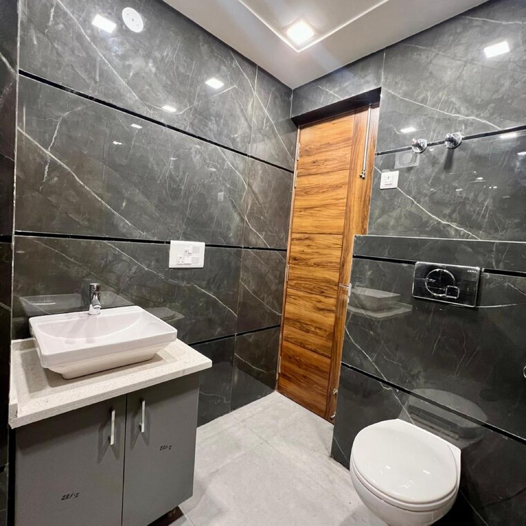 Kitchen, puri-kohinoor 3 Bedroom 175 Sq.Yd. Builder Floor In Tikawali Faridabad 9312396