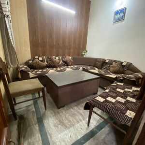 2 BHK Builder Floor For Rent in Chattarpur