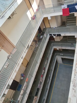 Balcony in 1 RK Builder Floor at Dlf Phase ii – for Sale