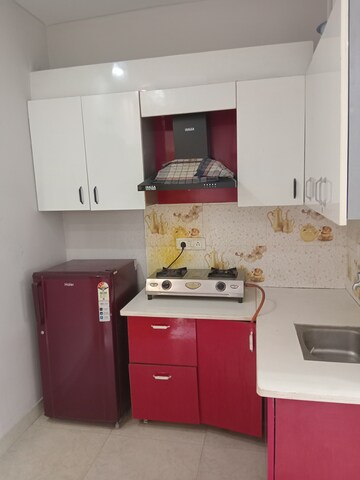 Kitchen in 1 RK Builder Floor at Dlf Phase ii – for Sale