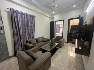 Living Room in 2 BHK Builder Floor at Ameya One, Sector 42 – for Rent
