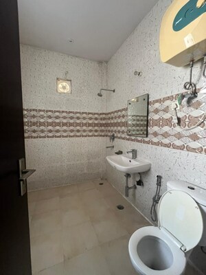 Bathroom in 2 BHK Builder Floor at Ameya One, Sector 42 – for Rent