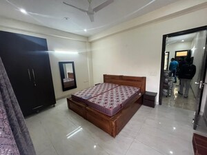 Living Room in 2 BHK Builder Floor at Ameya One, Sector 42 – for Rent