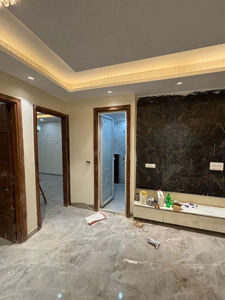 undefined, sainik colony 3 Bedroom 131 Sq.Yd. Builder Floor In Sainik Colony Faridabad 9312459