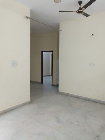 2.5 BHK Independent House For Rent in RWA Apartments Sector 47, Sector 47