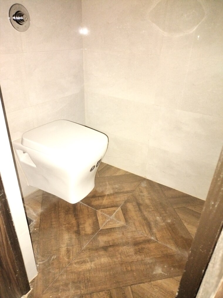 Bathroom, shree-tirupati-stg-signature-residency 1 Bedroom 425 Sq.Ft. Apartment In Patlipada Thane 9312526