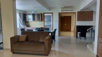 Living Room in 4 BHK Apartment at Banjara Hills – for Rent