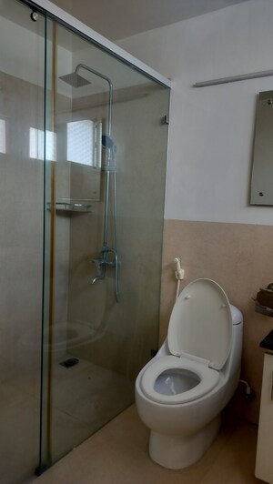 Bathroom in 4 BHK Apartment at Banjara Hills – for Rent