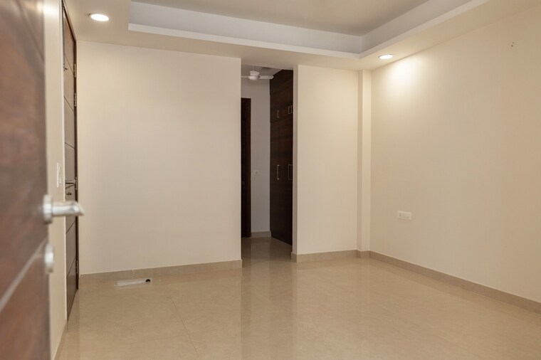 Room, palm-residency-chhatarpur 4 Bedroom 1800 Sq.Ft. Builder Floor In Chattarpur Delhi 9312498