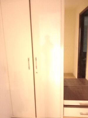 Furnished Amenities in 4 BHK Independent House at Dlf Phase ii – for Rent