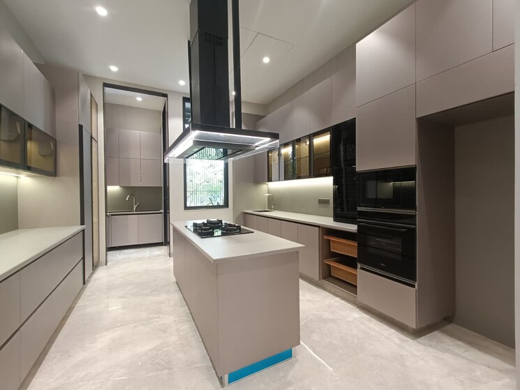 Kitchen, dlf-city-phase-iv 4 Bedroom 4500 Sq.Ft. Builder Floor In Dlf Phase iv Gurgaon 9312515