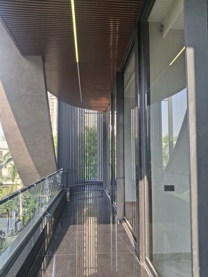 Kitchen in 4 BHK Builder Floor at DLF City Phase IV, Dlf Phase iv – for Sale